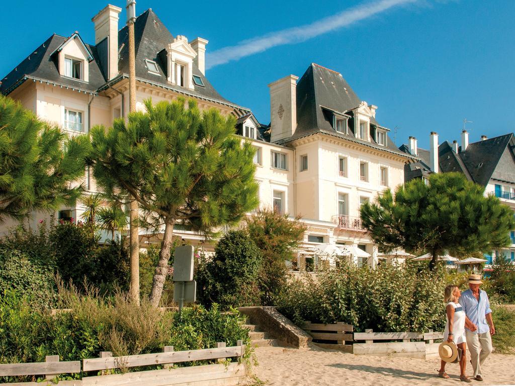 Bleues Caroline Hotel